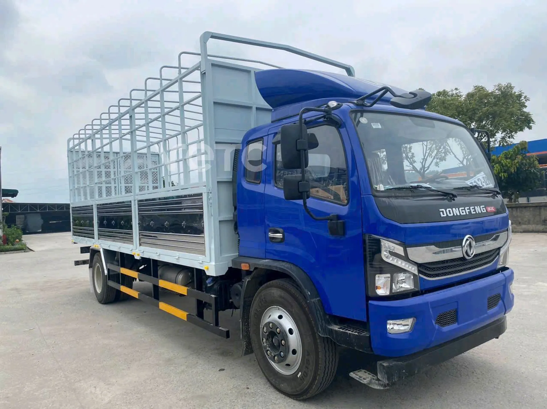 Hình ảnh phụ kiện DONGFENG CAPTAIN C -NHẬP KHẨU NGUYÊN CHIẾC - TẢI 9.1 TẤN THÙNG 7M1