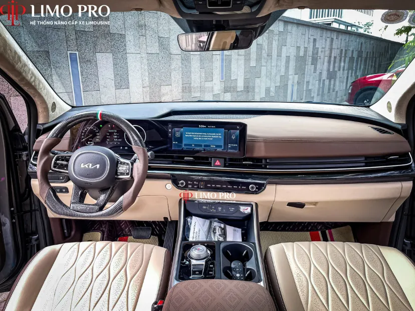 Hình ảnh xe 🌟 NÂNG CẤP NỘI THẤT LIMOUISINE – TONE NÂU KEM SANG TRỌNG, TINH TẾ