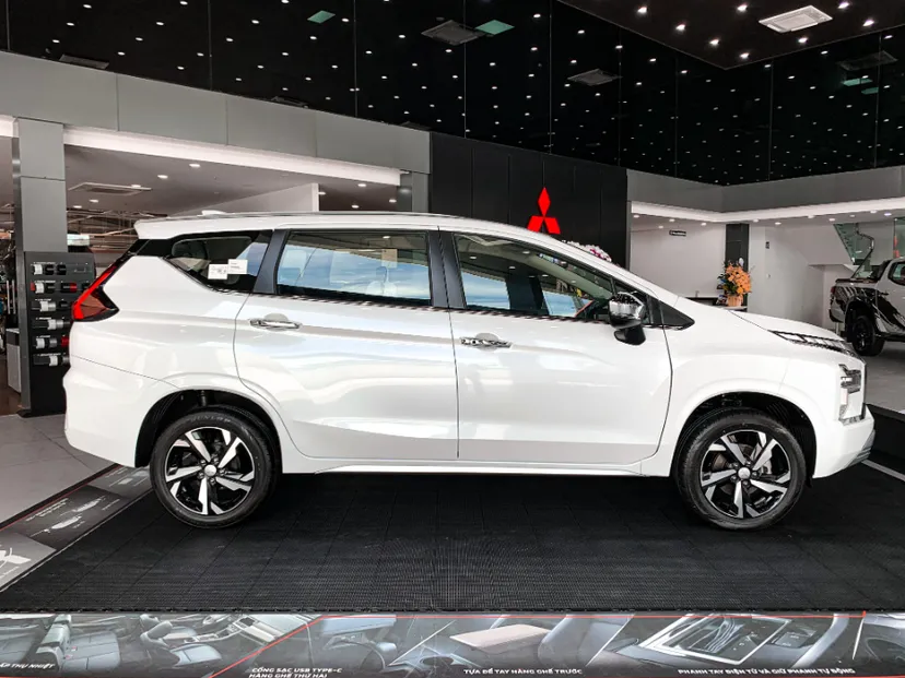 Hình ảnh xe MITSUBISHI XPANDER 1.5L AT 2025