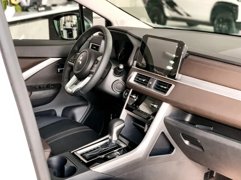 Hình ảnh xe MITSUBISHI XPANDER 1.5L AT 2025