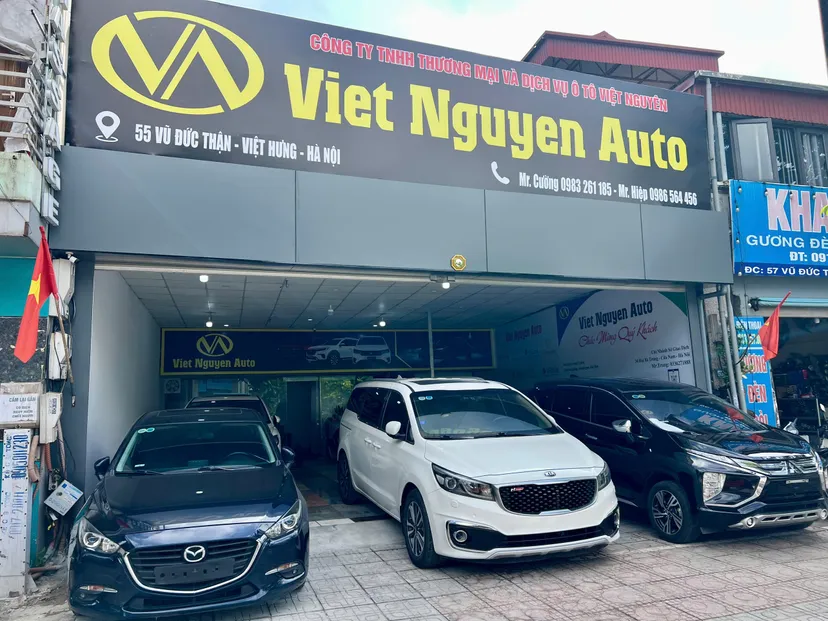 Banner cửa hàng Việt Nguyên Auto