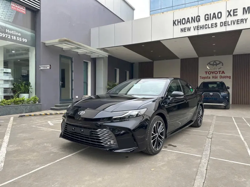 Hình ảnh xe TOYOTA CAMRY 2025 