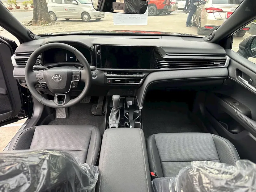 Hình ảnh xe TOYOTA CAMRY 2025 