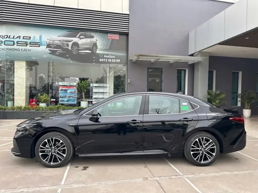 Hình ảnh xe TOYOTA CAMRY 2025 