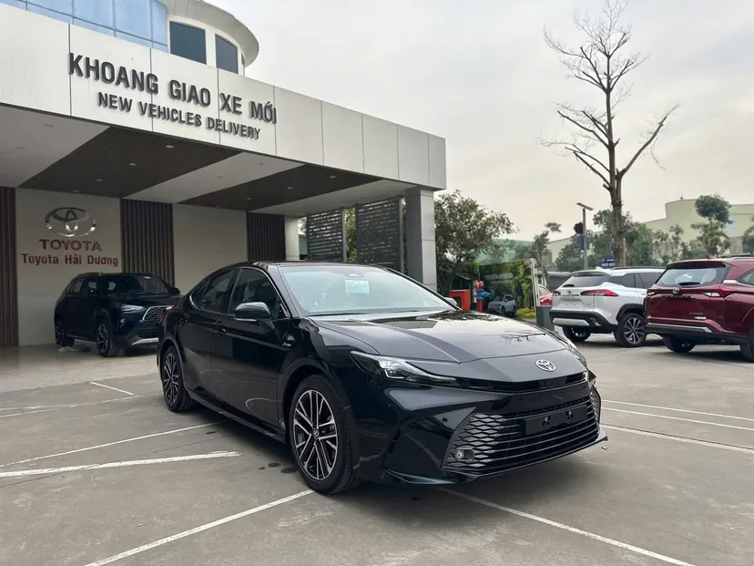 Hình ảnh xe TOYOTA CAMRY 2025 