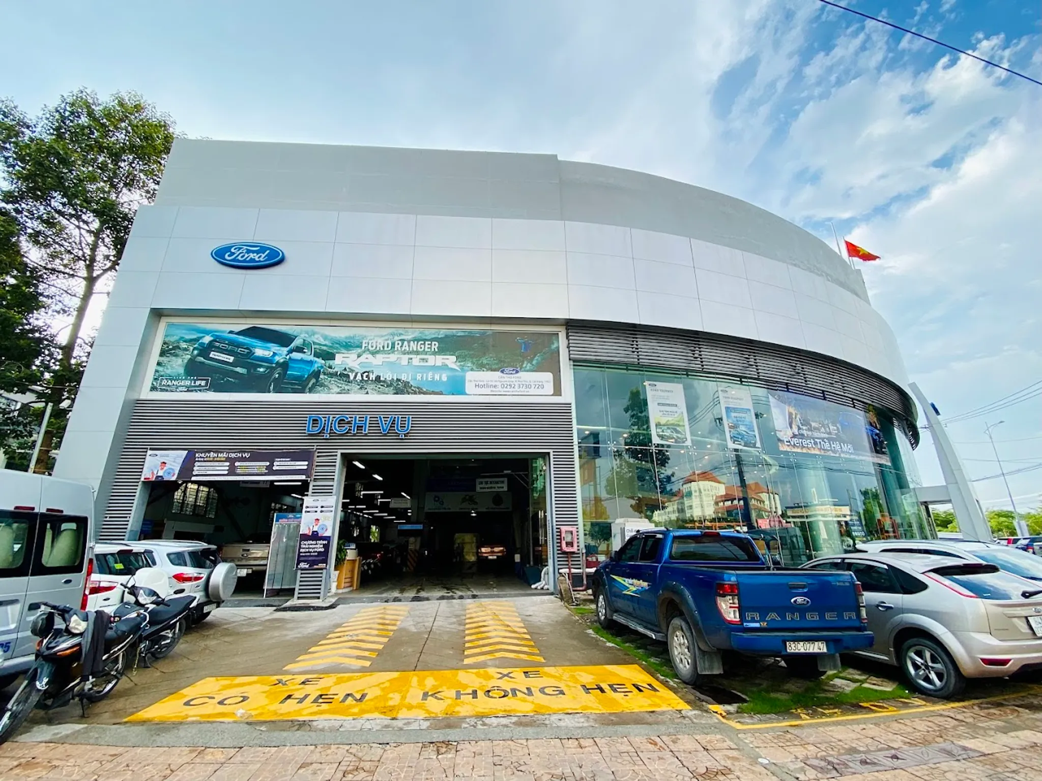 Banner cửa hàng CẦN THƠ FORD