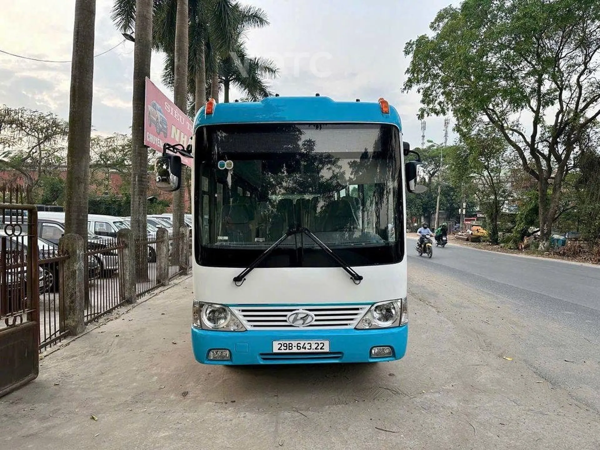 Hình ảnh xe Hyundai Dòng khác 2019 Trắng 80.000 km