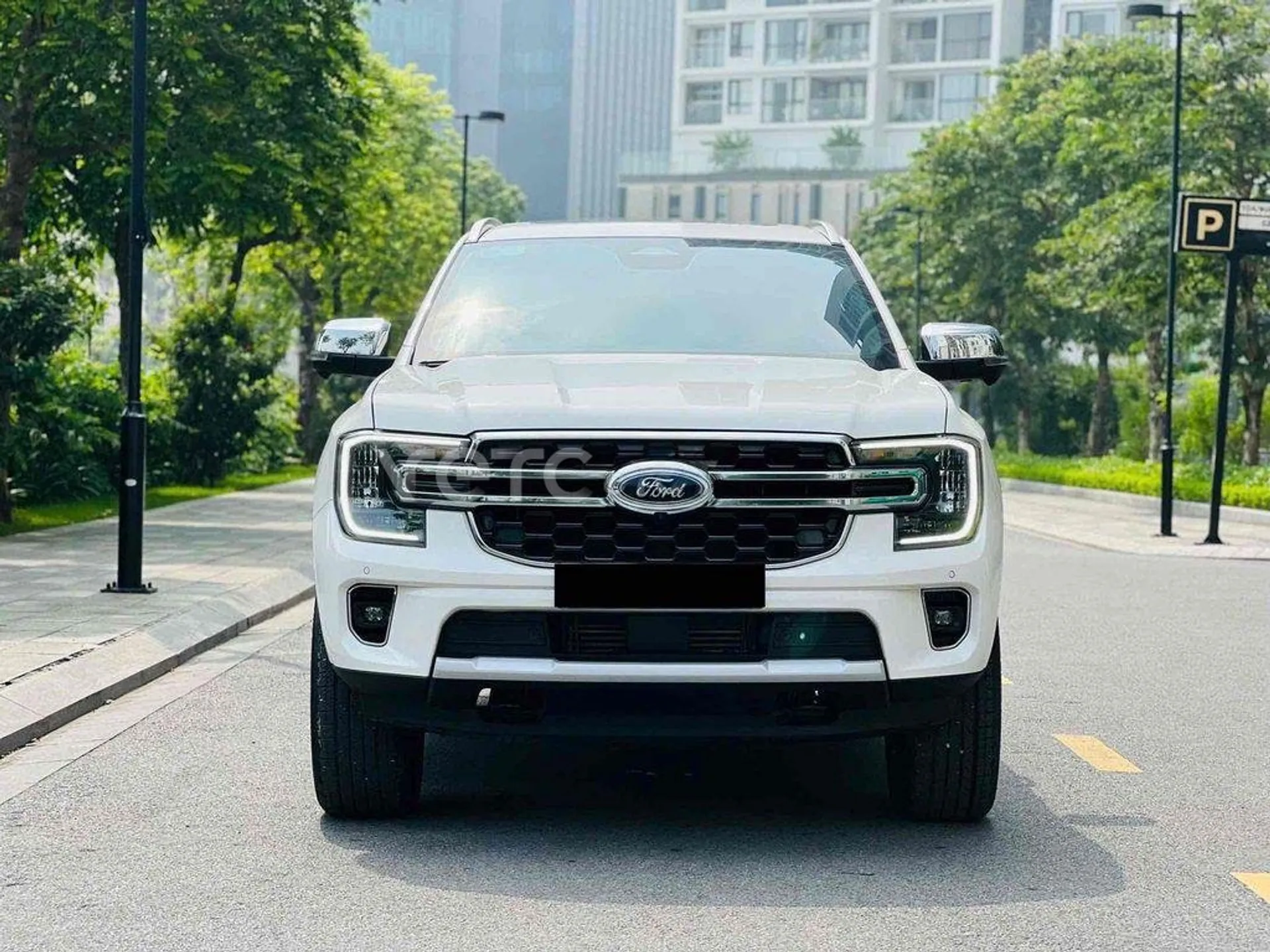 Hình ảnh xe Ford Everest 2024 Trắng 40.000 km