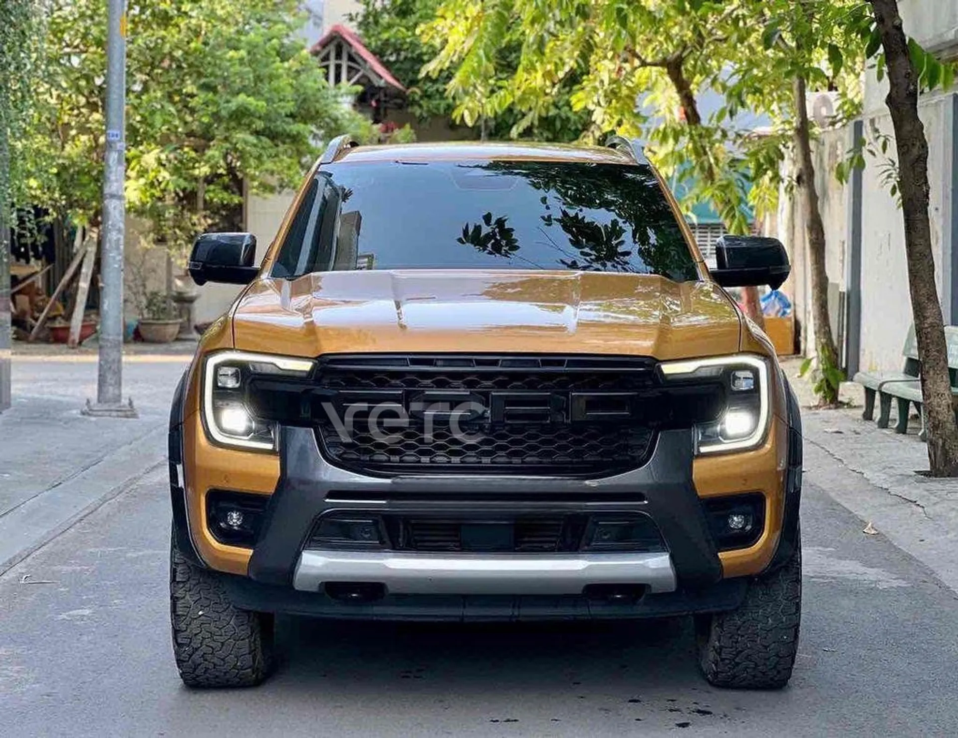 Hình ảnh xe Ford Ranger 2023 Vàng 65.737 km