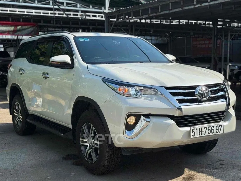 Hình ảnh xe Toyota Fortuner 2020 Trắng 107.000 km