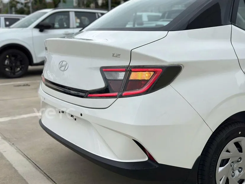 Hình ảnh xe Hyundai Grand i10 2025 Trắng