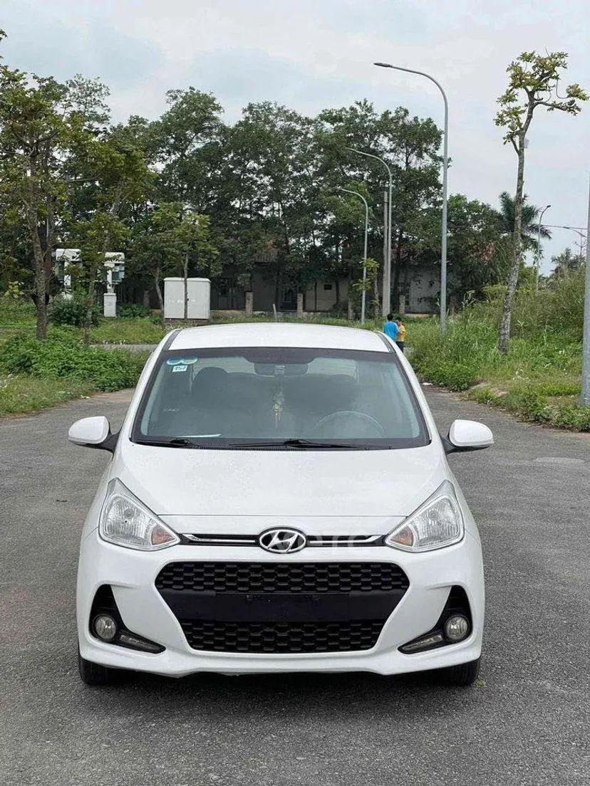 Hình ảnh xe Hyundai Grand i10 2018 Trắng 90.000 km