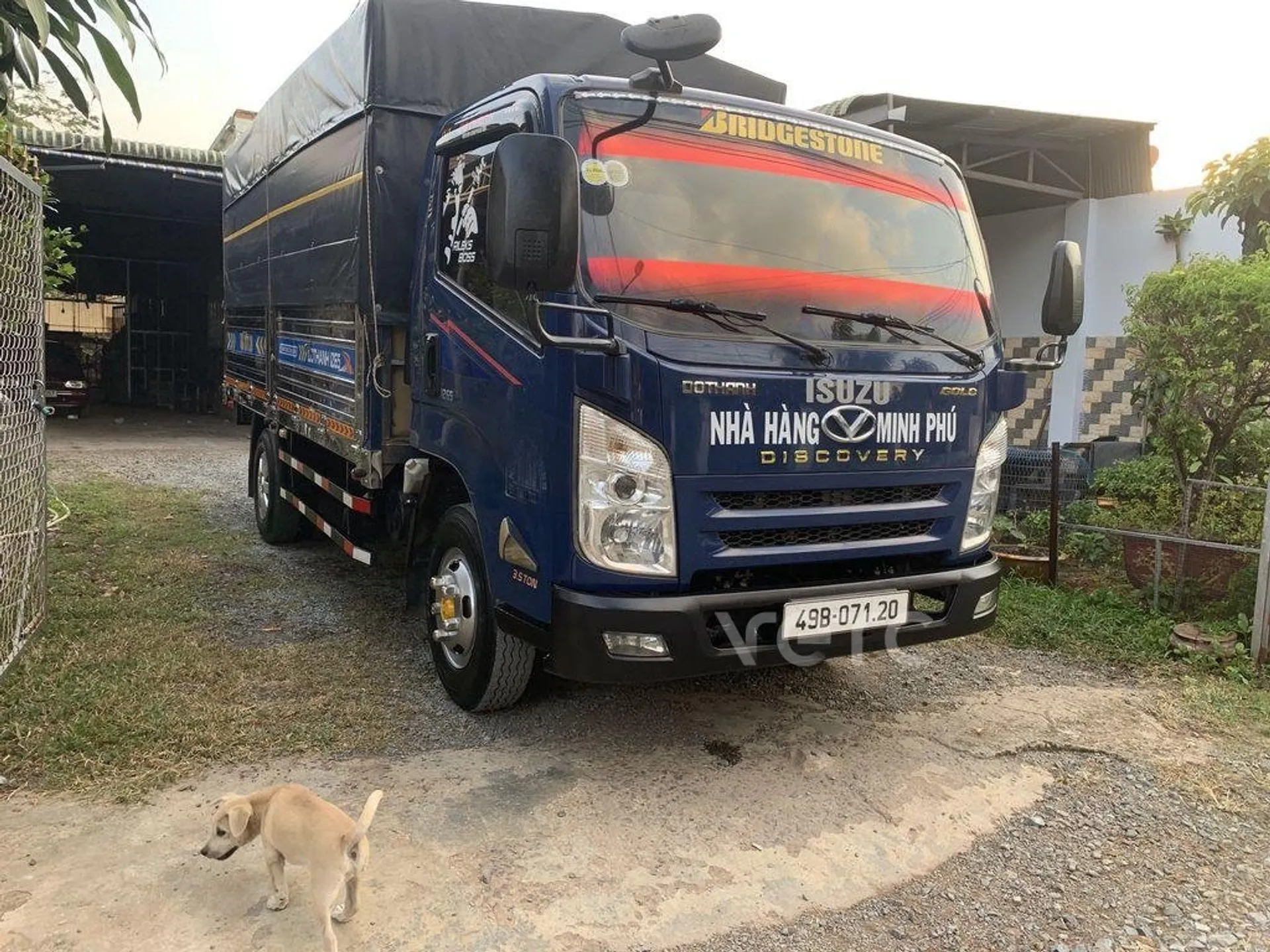 Hình ảnh phụ kiện Xe tải Isuzu 2018 Xanh 140.0 km 3 tấn