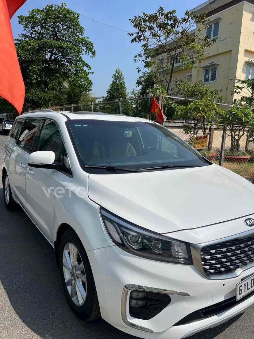 Hình ảnh xe KIA Sedona 2021 Trắng 70.000 km