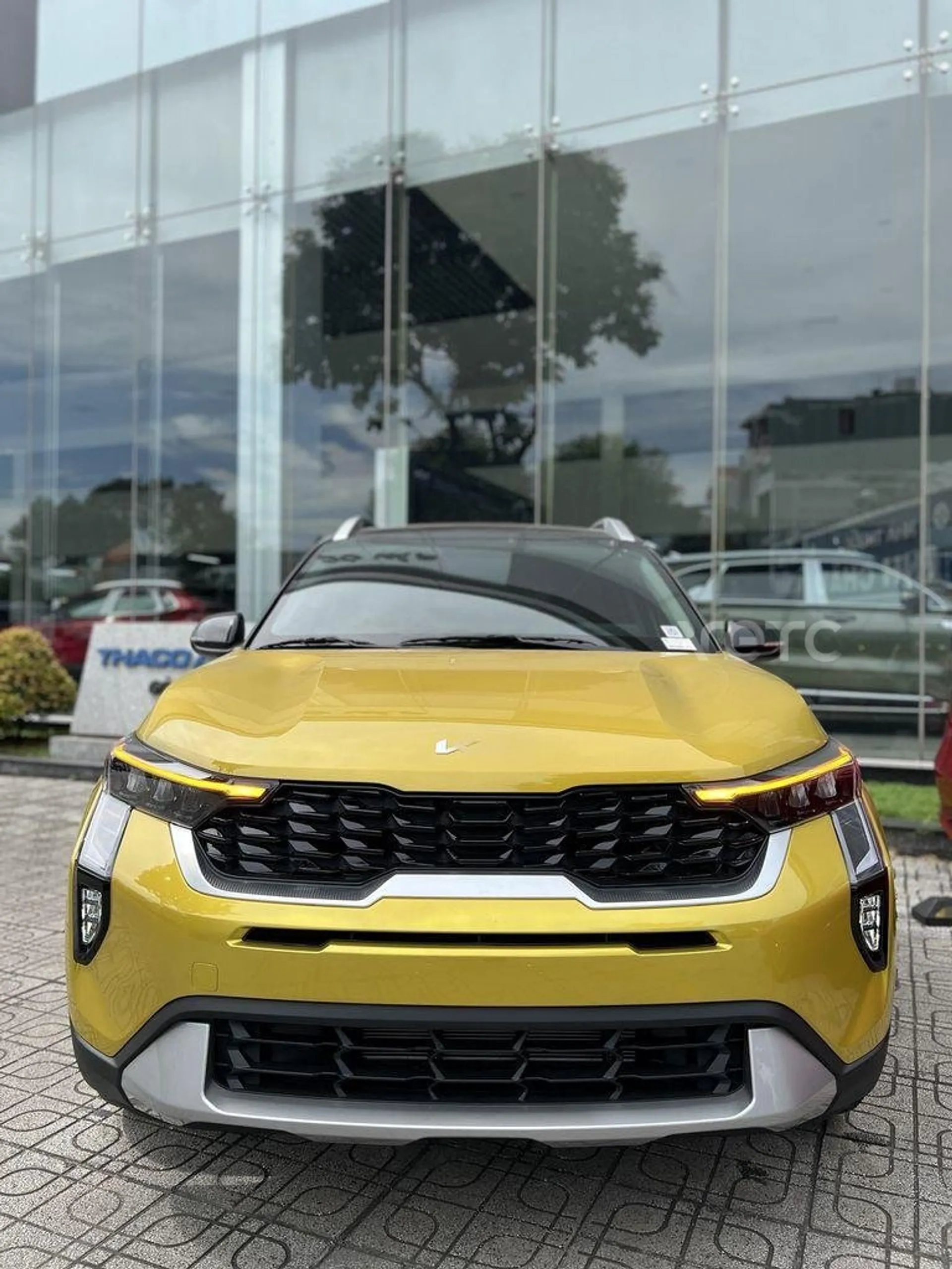 Hình ảnh xe KIA Sonet 2025 Vàng