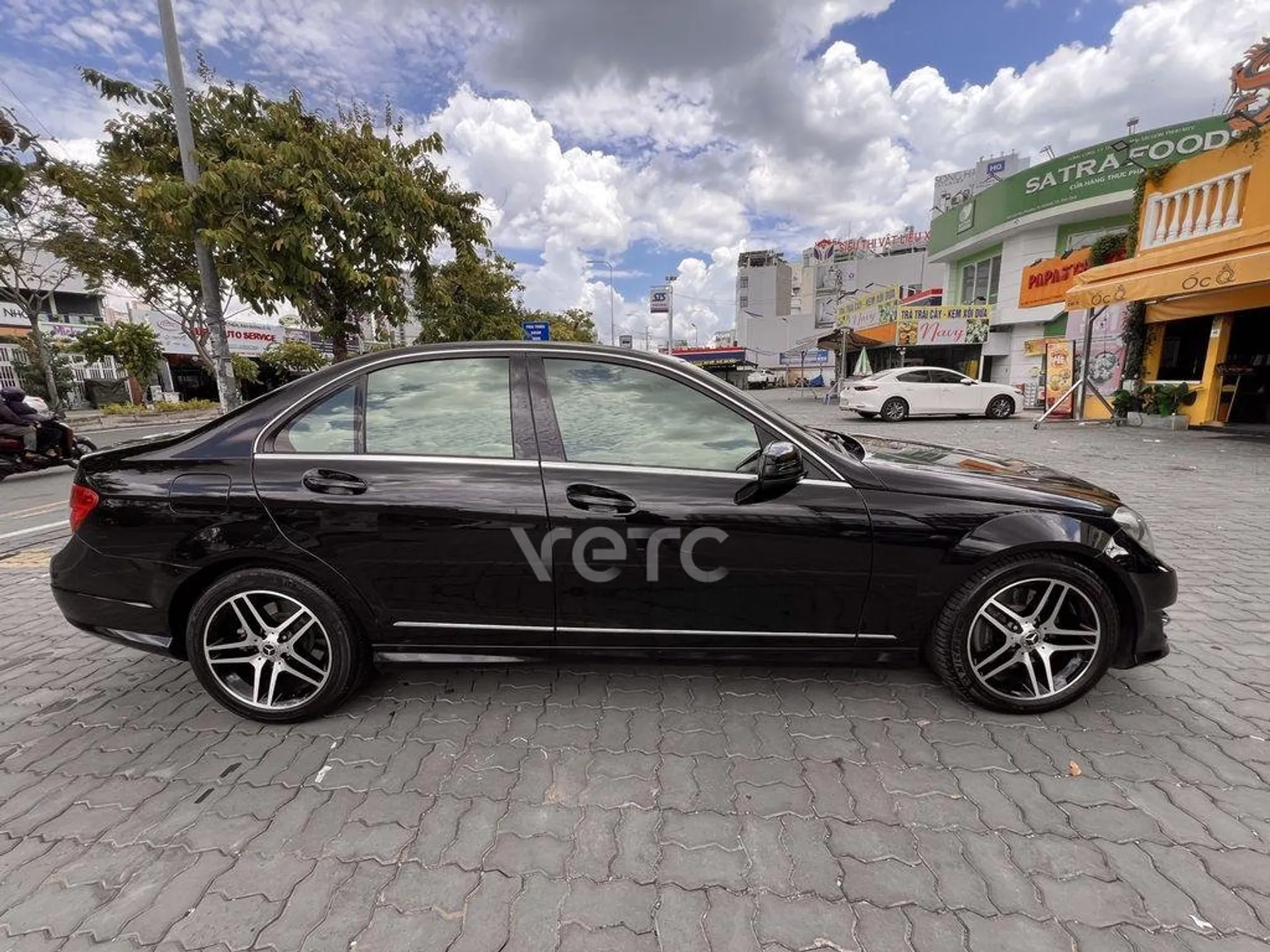 Hình ảnh xe Mercedes-Benz C300 AMG 2012 Đen 95.000 km