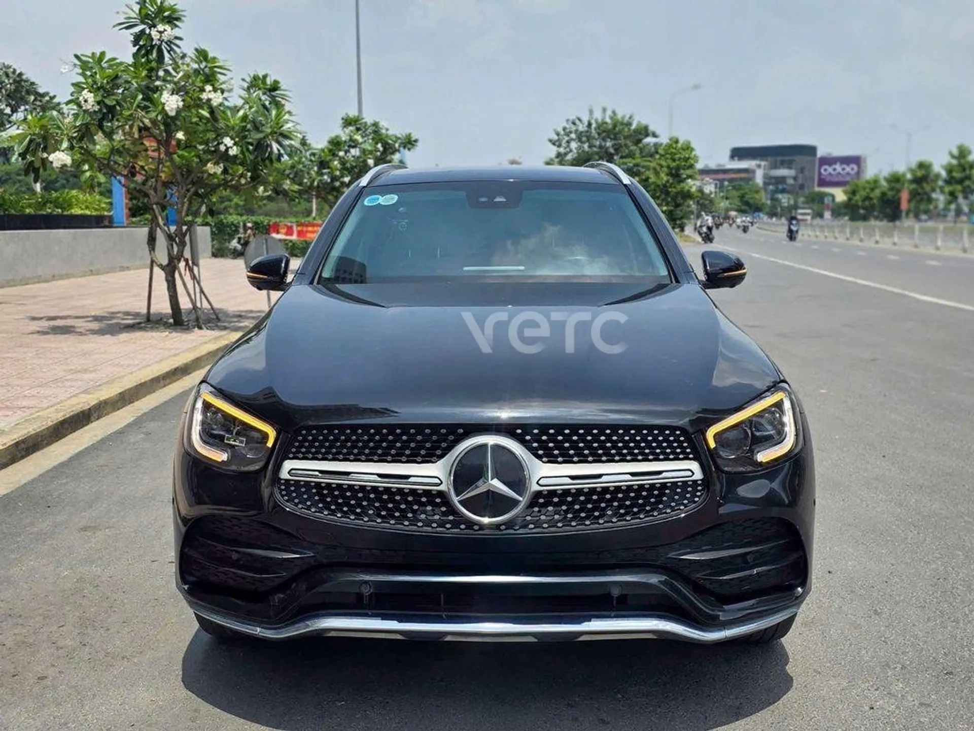 Hình ảnh xe Mercedes GLC300 4Matic 2021 Đen 27.666 km