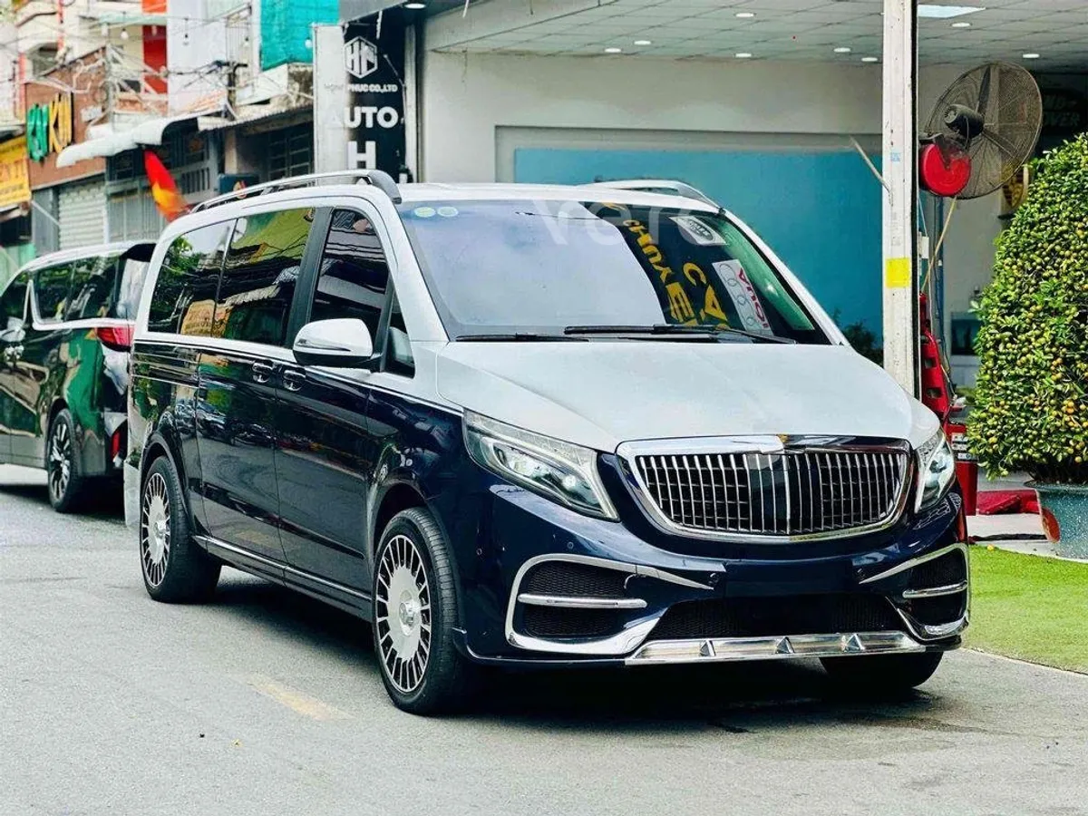 Hình ảnh xe MERCEDES V250 2022 Xanh 82.000 km