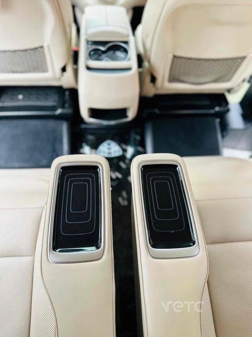 Hình ảnh xe MERCEDES V250 2022 Xanh 82.000 km