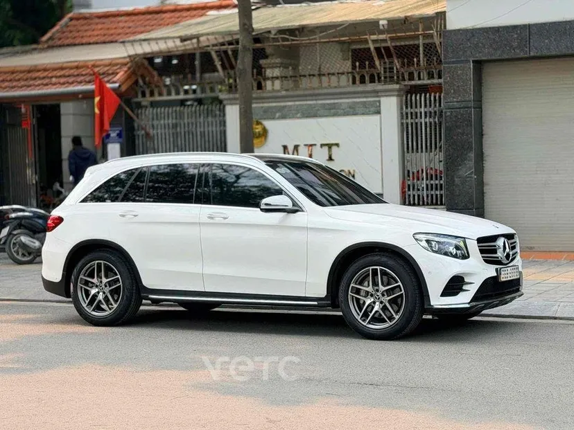 Hình ảnh xe Mercedes Glc300 4matic 2016 Trắng 90.000 km