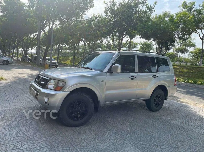 Hình ảnh xe Mitsubishi Pajero Sport 2006 Bạc 135.000 km