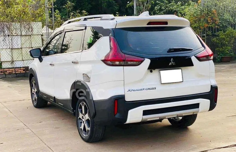 Hình ảnh xe Mitsubishi Xpander Cross 2020 Trắng 80.000 km