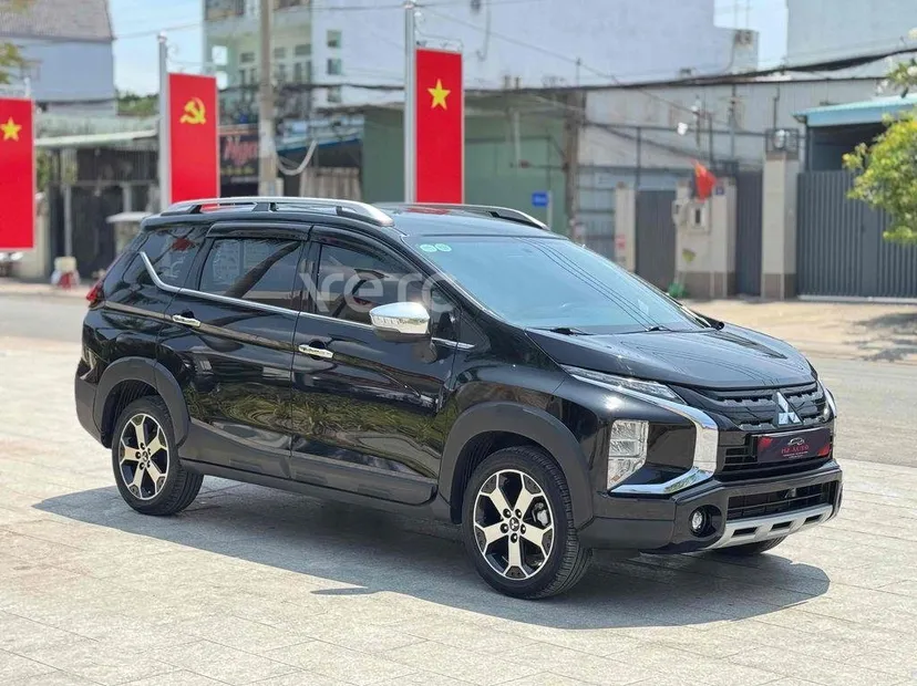 Hình ảnh xe Mitsubishi Xpander Cross 2022 Đen 22.000 km