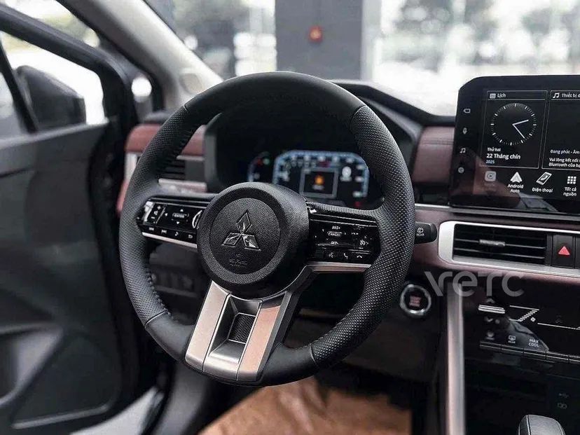 Hình ảnh xe Mitsubishi Xpander Cross 2026 Đen