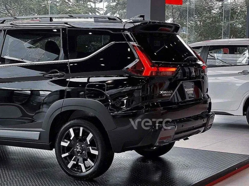 Hình ảnh xe Mitsubishi Xpander Cross 2026 Đen