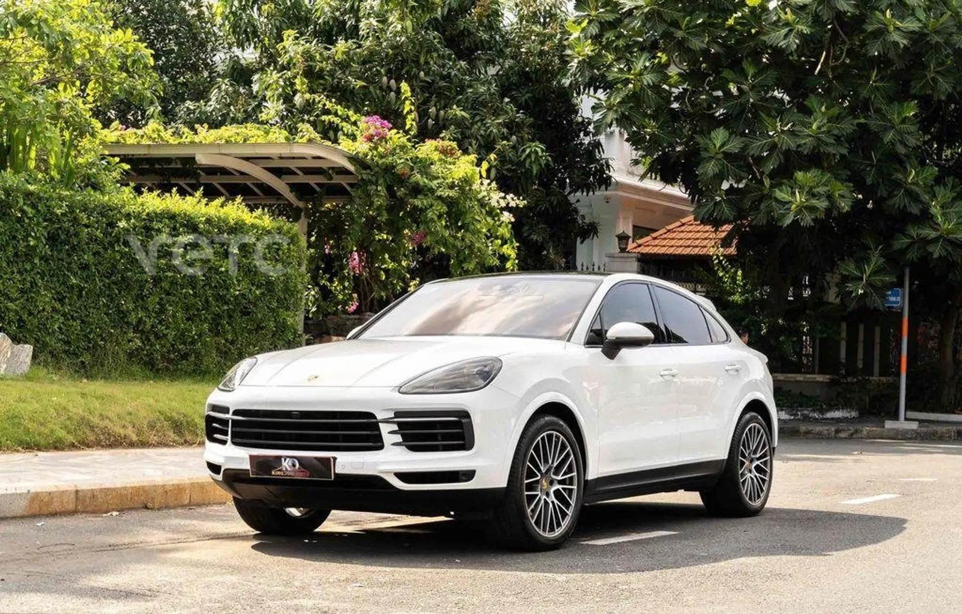 Hình ảnh xe Porsche Cayenne 2022 Trắng 35.000 km