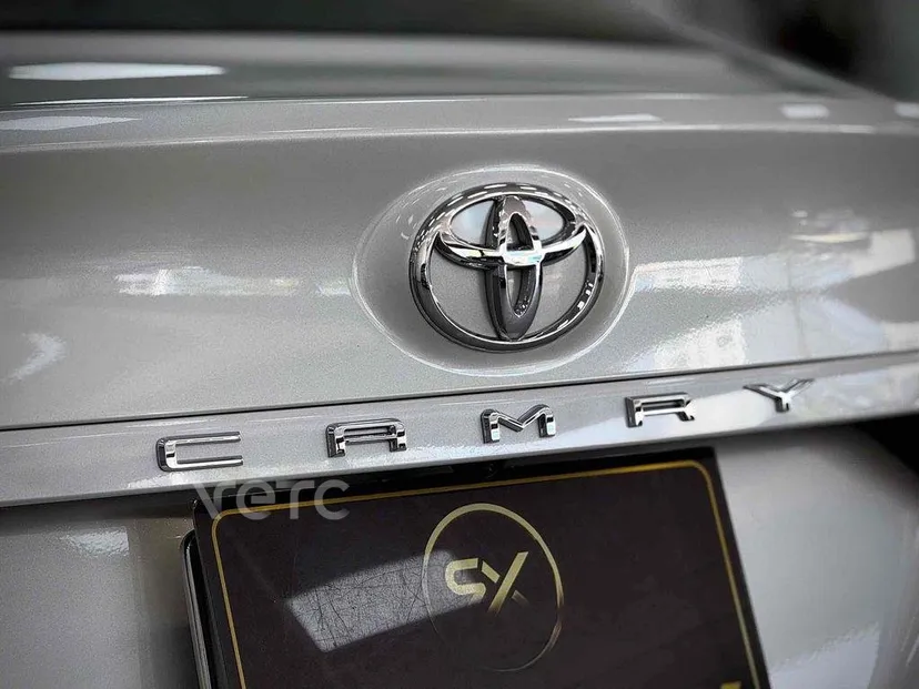 Hình ảnh xe Toyota Camry 2023 Đen 20.000 km