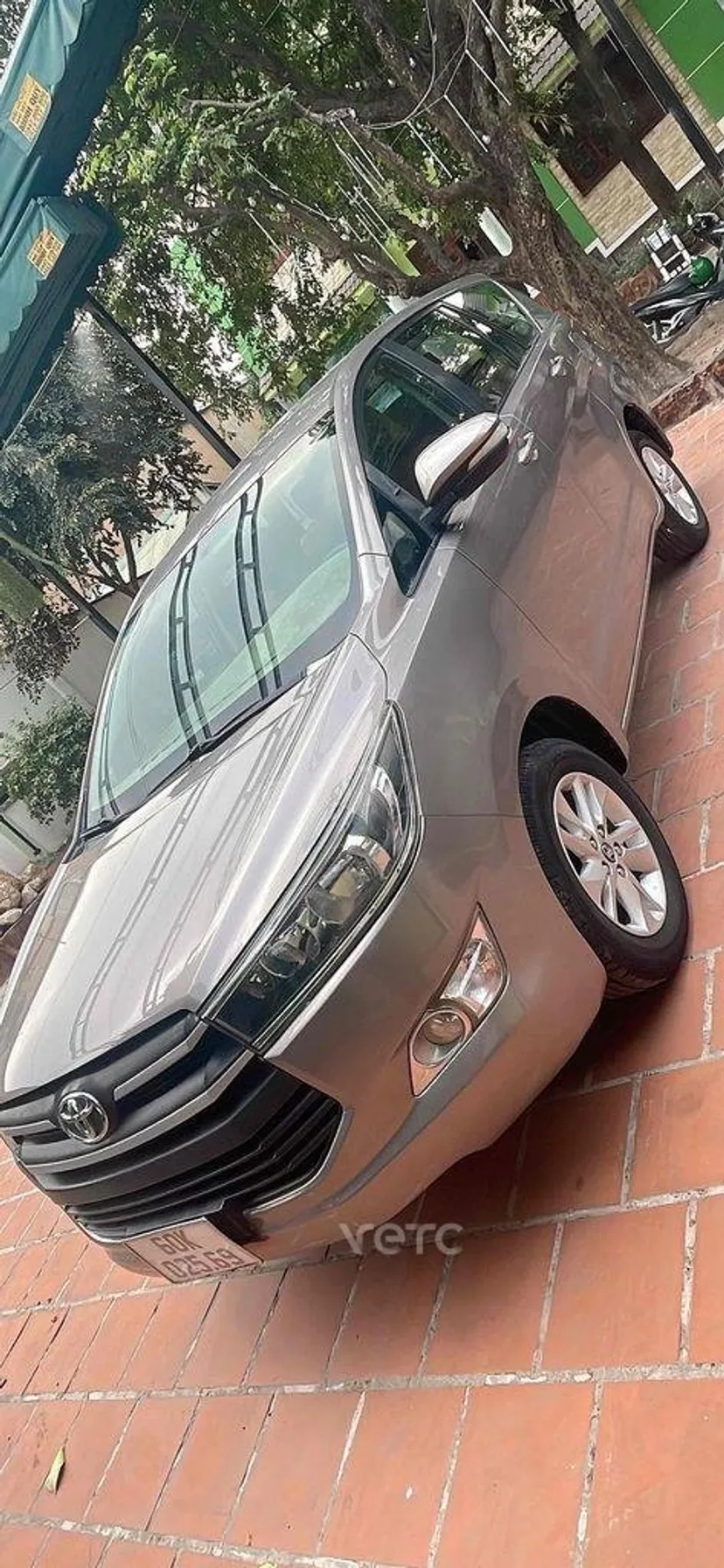 Hình ảnh xe Toyota Innova 2016 Nâu 50.000 km