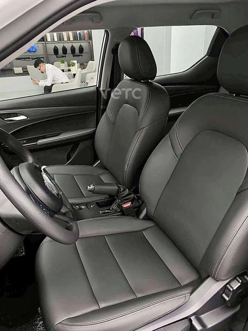 Hình ảnh xe Vinfast VF5 Plus 2025 Trắng