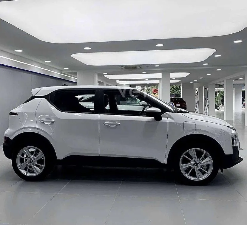 Hình ảnh xe Vinfast VF5 Plus 2025 Trắng