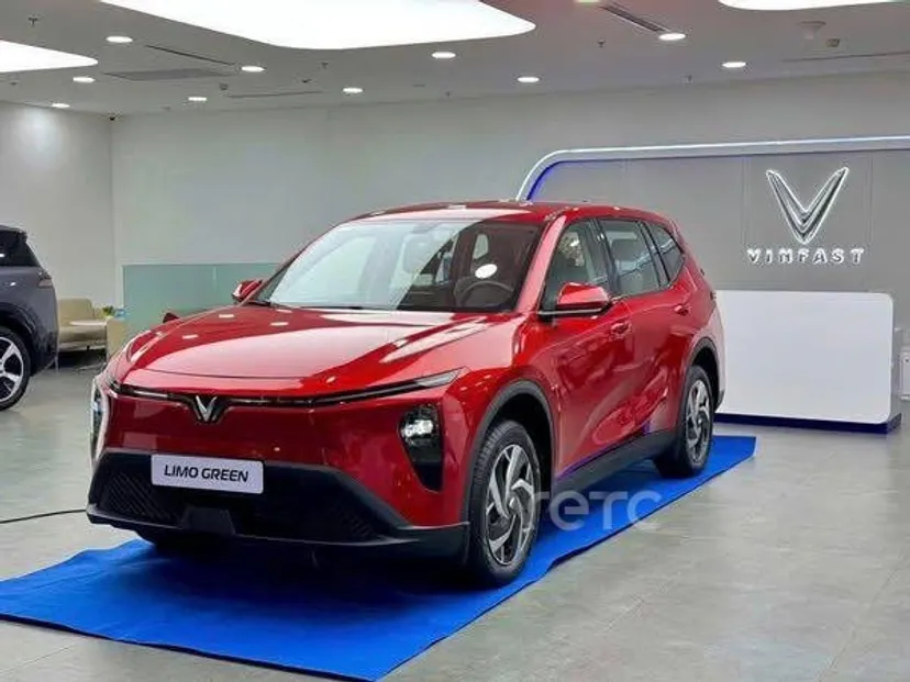 Hình ảnh xe Vinfast Limo Green 2025 Bạc