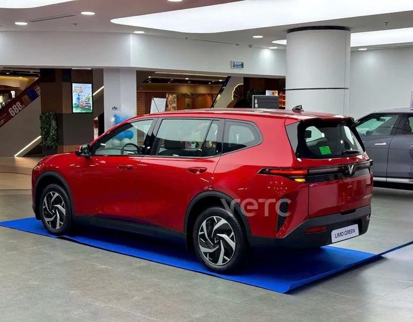 Hình ảnh xe Vinfast Limo Green 2025 Bạc