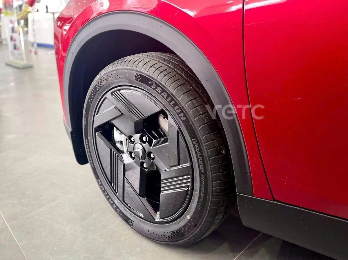 Hình ảnh xe VINFAST LIMO GREEN 2026 ĐỎ