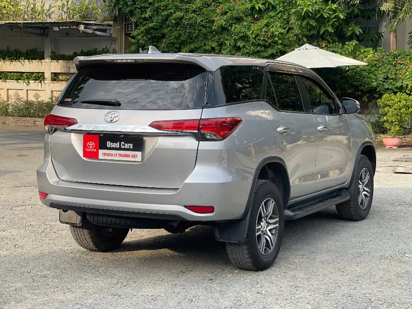 Hình ảnh xe TOYOTA FORTUNER 2.4MT 4X2 2020 - 105.656KM