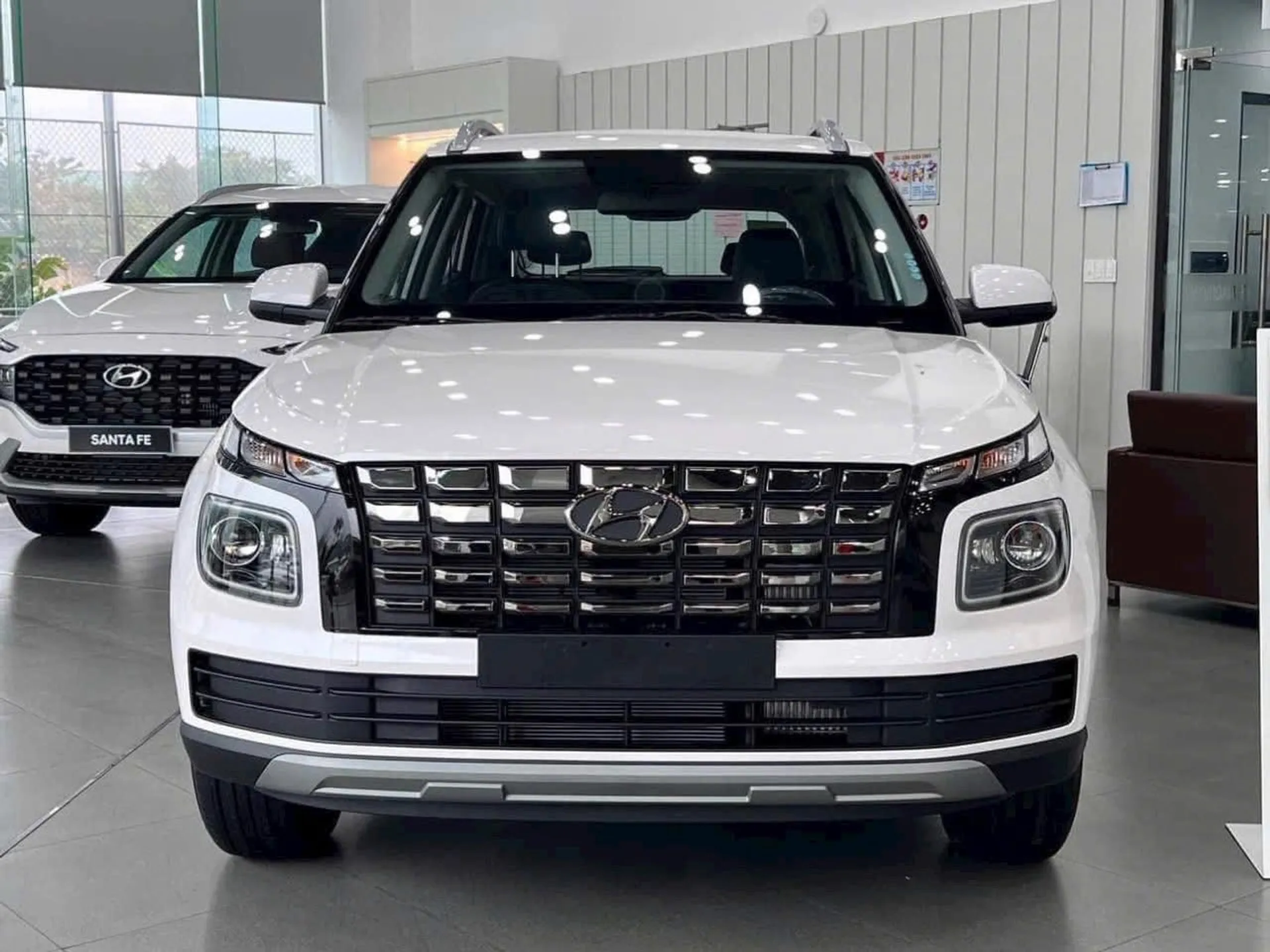 Hình ảnh xe HYUNDAI VENUE ĐẶC BIỆT- Trắng- 2025