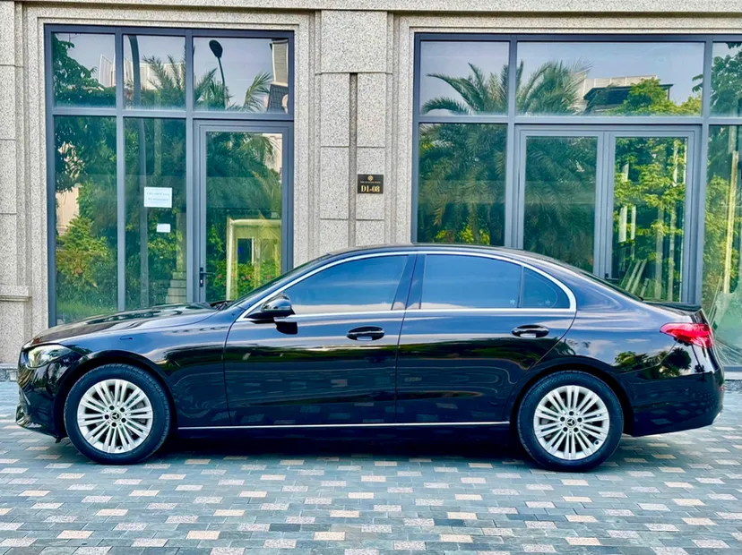 Hình ảnh xe Mercedes-Benz C200 - AVANTGARDE V1 Sx 2022