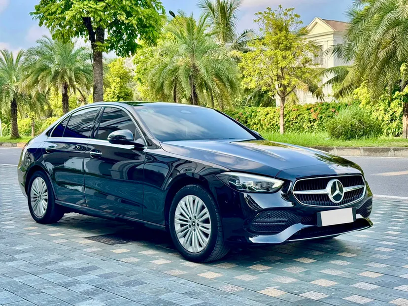 Hình ảnh xe Mercedes-Benz C200 - AVANTGARDE V1 Sx 2022