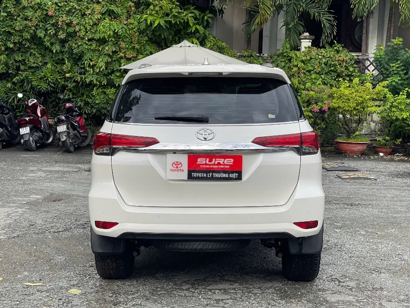 Hình ảnh xe TOYOTA FORTUNER 2.7AT 4X2 2022 - 40220KM