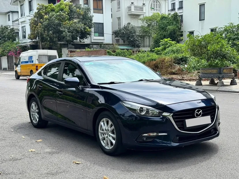 Hình ảnh xe Mazda3 1.5l sản xuất năm 2019 một chủ từ mới