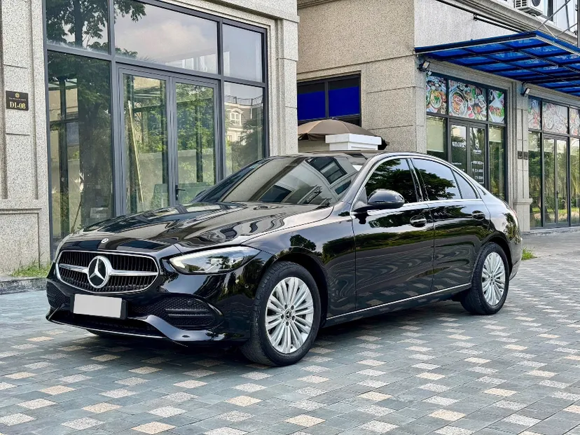 Hình ảnh xe C200 Avantgarde V1 sản xuất năm 2022
