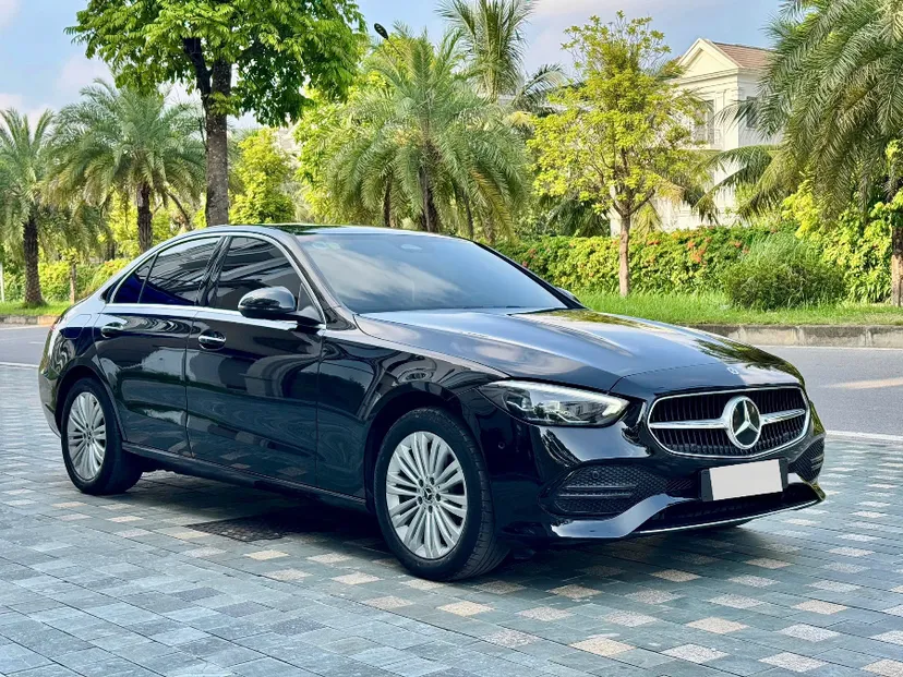 Hình ảnh xe C200 Avantgarde V1 sản xuất năm 2022