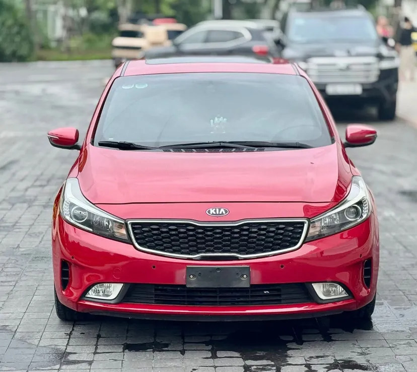 Hình ảnh xe Kia Cerato 2.0 AT – SX 2018, sedan hạng C rộng rãi – tiết kiệm