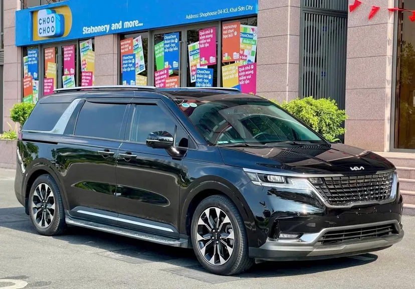 Hình ảnh xe KIA Carnival 2.2D Premium 8 chỗ – SX 2022