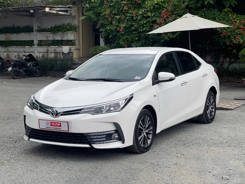 Hình ảnh xe TOYOTA COROLA ALTIS 1.8G 2017 - 51.035KM