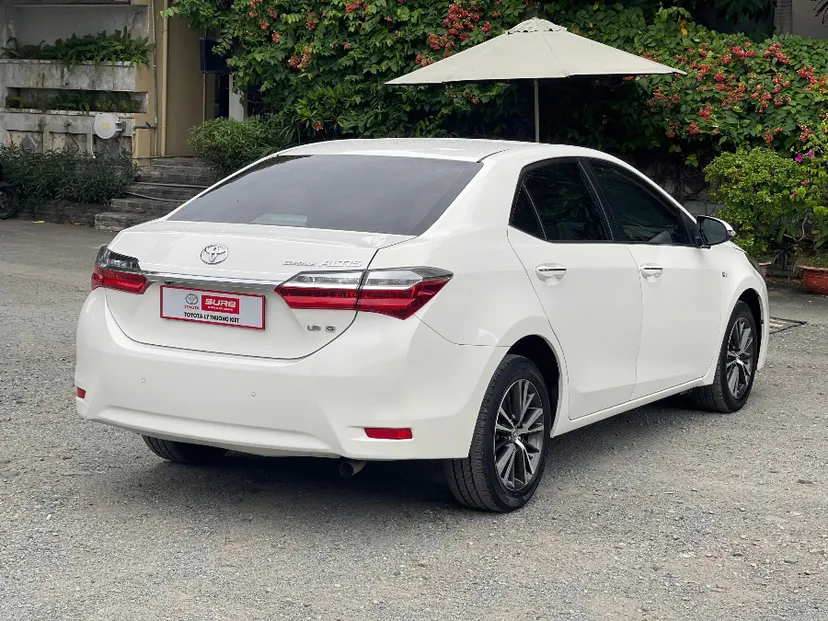 Hình ảnh xe TOYOTA COROLA ALTIS 1.8G 2017 - 51.035KM