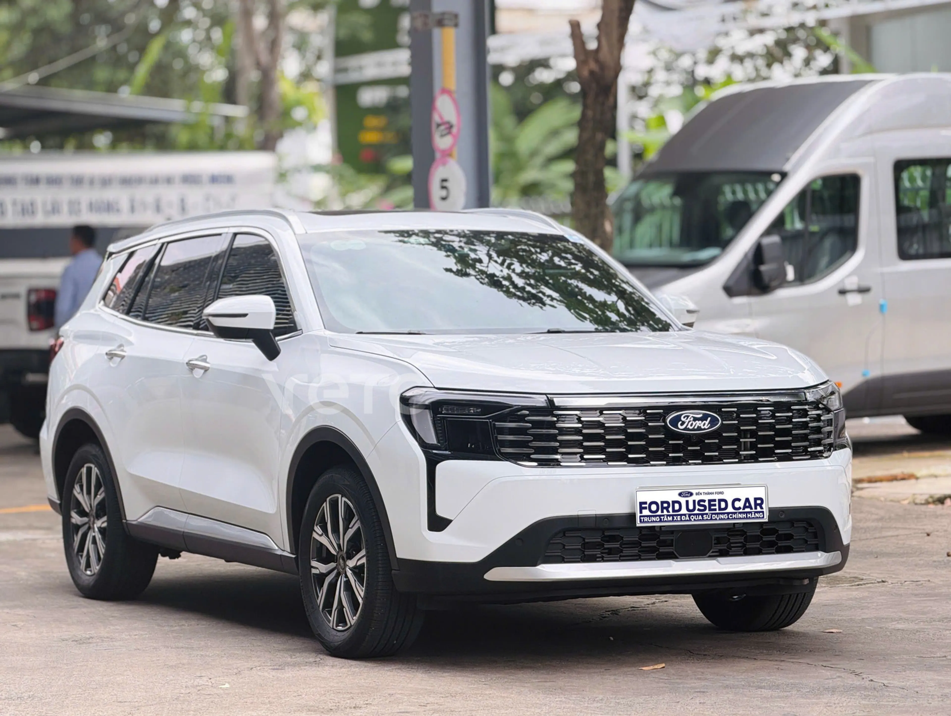 Ảnh xe Ford Territory Titanium 1.5 AT Facelift 2025 Trắng 5.000 km